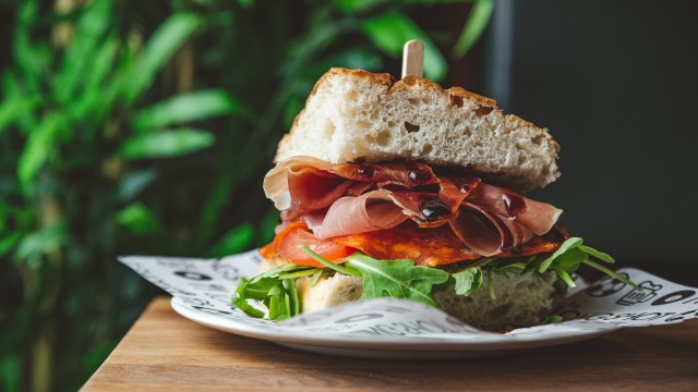 Meat sandwich